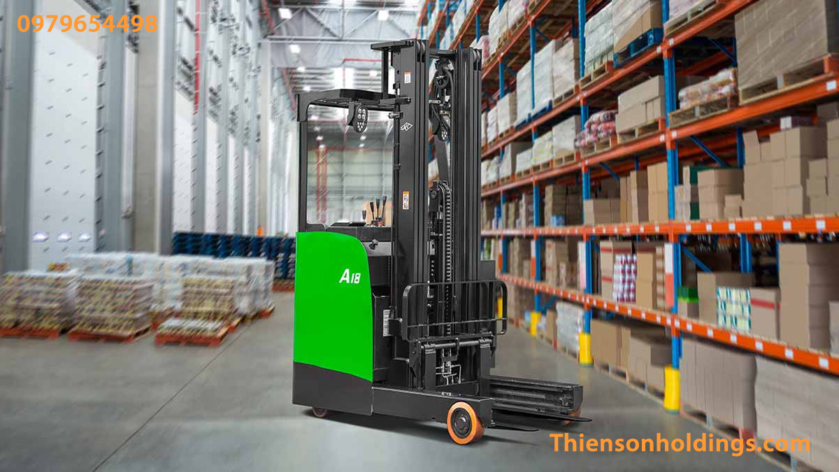 Xe nâng Lithium 1.8 tấn Reach Truck đứng lái 