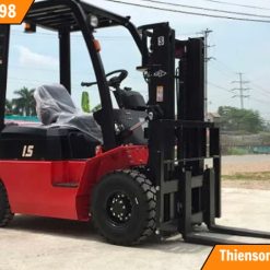 xe nâng dầu 1.5 tấn