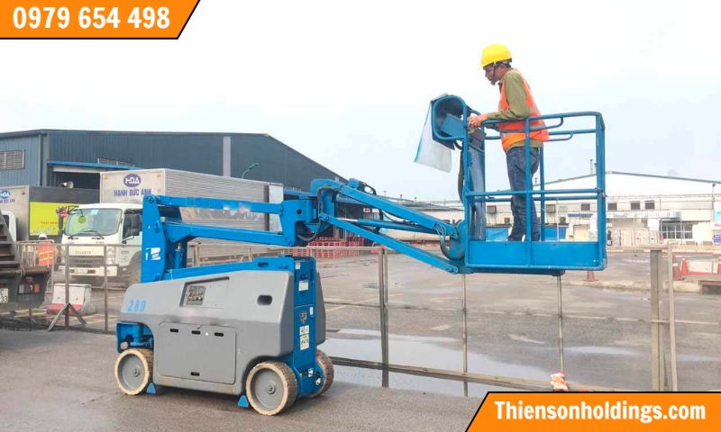 Chứng chỉ vận hành xe nâng người
