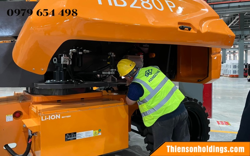 Chứng chỉ vận hành xe nâng người