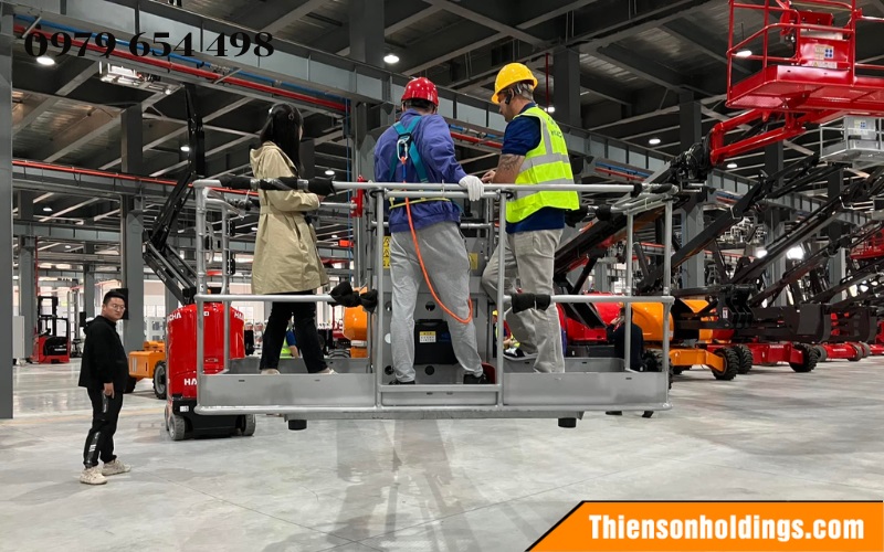 Hướng dẫn vận hành xe nâng người