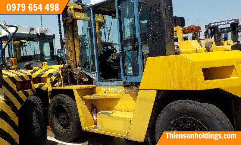 xe nâng 12 tấn