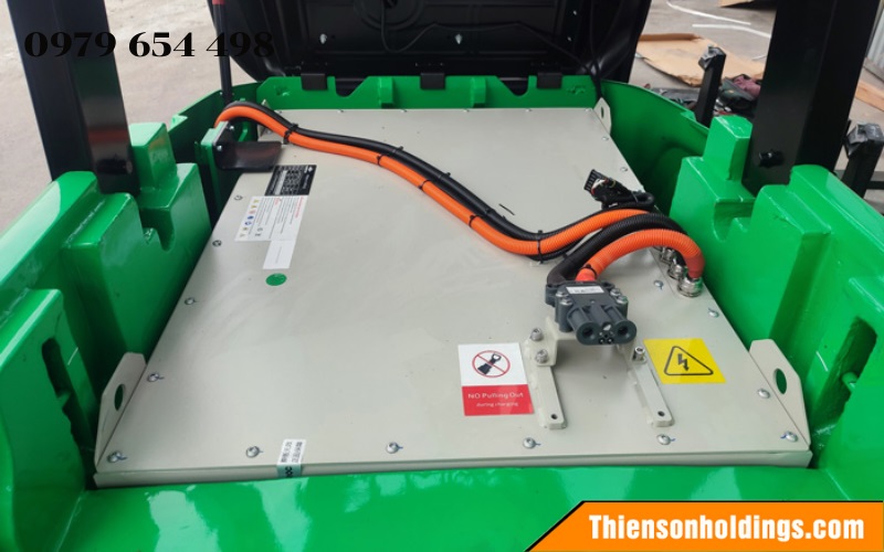 xe nâng điện 3 tấn