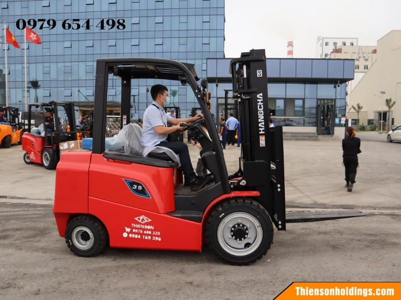 xe nâng điện 3.5 tấn